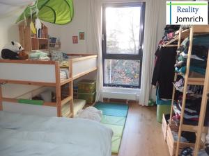 Pronájem bytu 2+kk, Liberec, Vítězná, 60 m2