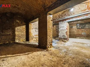 Pronájem obchodního prostoru, Praha - Žižkov, Seifertova, 110 m2