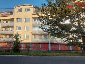 Pronájem bytu 3+1, Praha, Kunešova, 80 m2