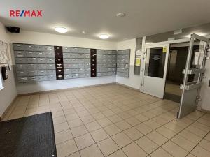 Pronájem bytu 2+kk, Kladno, Holandská, 40 m2