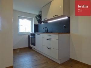 Pronájem bytu 2+kk, Opava, Na Dolním poli, 42 m2