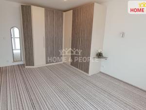 Pronájem bytu 2+1, Židlochovice, náměstí Míru, 51 m2