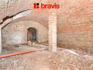 Prodej obchodního prostoru, Zastávka, 1. máje, 241 m2