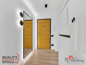 Prodej bytu 3+1, Praha - Černý Most, Kpt. Stránského, 75 m2