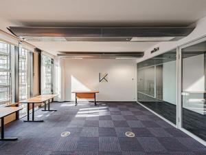 Pronájem kanceláře, Praha - Karlín, Karolinská, 2603 m2