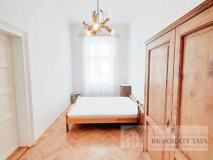 Pronájem bytu 2+1, Praha - Vinohrady, Koubkova, 65 m2