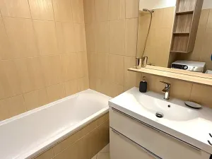 Pronájem bytu 3+kk, Praha - Košíře, Pod Kavalírkou, 70 m2