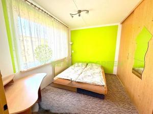 Prodej bytu 2+1, Vsetín, Bratří Hlaviců, 43 m2