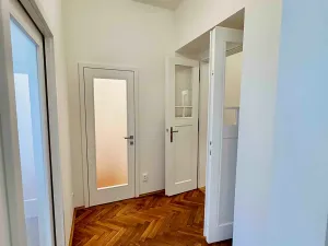 Pronájem bytu 2+kk, Praha - Karlín, Urxova, 50 m2