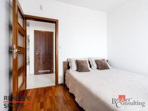 Pronájem bytu 4+kk, Praha - Zličín, Sazovická, 93 m2