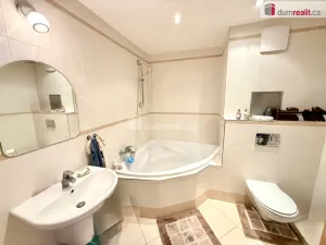 Pronájem bytu 2+kk, Praha - Letňany, Miroslava Hajna, 72 m2