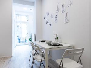 Pronájem bytu 3+1, Praha - Vinohrady, Francouzská, 71 m2