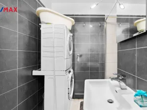 Prodej bytu 3+1, Strakonice - Strakonice I, Zvolenská, 65 m2