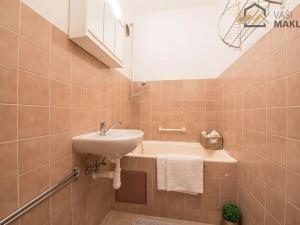 Pronájem bytu 2+kk, Kutná Hora, Dolní, 43 m2