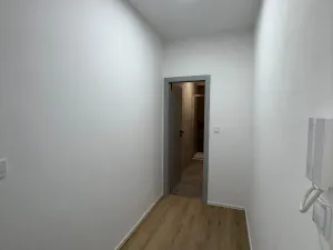 Pronájem bytu 2+kk, České Budějovice, Rudolfovská tř., 40 m2