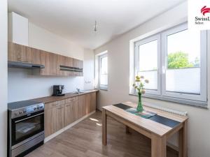 Prodej bytu 2+kk, Břežany II, 41 m2