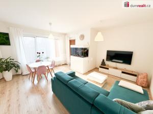 Pronájem bytu 3+kk, Praha - Hloubětín, Saarinenova, 80 m2