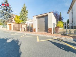 Pronájem garáže, Praha - Hloubětín, V Novém Hloubětíně, 22 m2