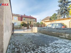 Pronájem garáže, Praha - Hloubětín, V Novém Hloubětíně, 16 m2