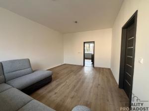 Pronájem bytu 2+1, Kladno, Poštovní náměstí, 68 m2