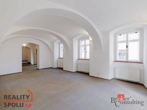 Pronájem obchodního prostoru, Jihlava, Čajkovského, 131 m2