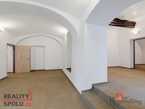 Pronájem obchodního prostoru, Jihlava, Čajkovského, 131 m2