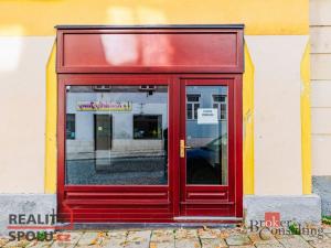 Pronájem obchodního prostoru, Jihlava, Čajkovského, 131 m2