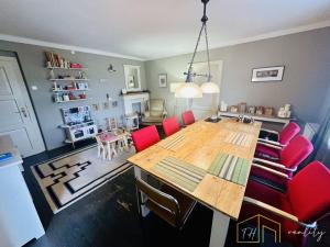 Prodej vícegeneračního domu, Třebušín, 750 m2