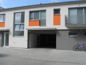 Pronájem garážového stání, České Budějovice - České Budějovice 3, Nová, 12 m2