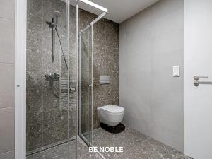 Pronájem bytu 2+kk, Praha - Košíře, Starokošířská, 43 m2