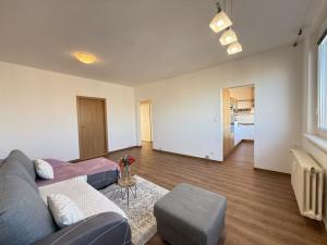 Pronájem bytu 3+1, Olomouc - Neředín, Stiborova, 70 m2