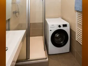 Pronájem bytu 2+1, Praha - Letňany, Fryčovická, 52 m2