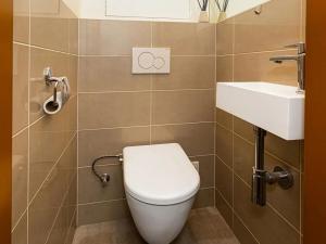 Pronájem bytu 2+1, Praha - Letňany, Fryčovická, 52 m2