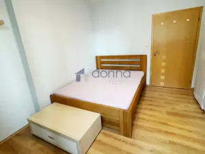 Pronájem bytu 3+kk, Praha, Vrázova, 88 m2