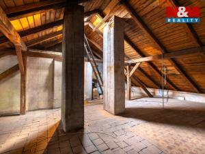 Prodej rodinného domu, Rakovník - Rakovník II, Komenského nám., 160 m2