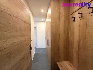 Prodej bytu 2+1, Chomutov, Vítězslava Nezvala, 49 m2