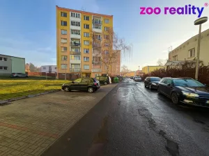 Prodej bytu 2+1, Chomutov, Vítězslava Nezvala, 49 m2