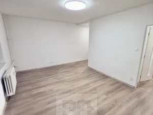 Pronájem bytu 3+kk, Praha - Záběhlice, Hlavní, 57 m2