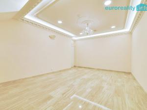 Pronájem obchodního prostoru, Karlovy Vary, Zámecký vrch, 20 m2