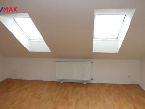 Pronájem bytu 1+kk, Brno - Židenice, Bubeníčkova, 25 m2