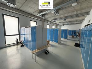 Prodej výrobních prostor, Mochov, U Mrazíren, 4977 m2