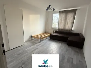 Pronájem bytu 3+1, Krupka, Karla Čapka, 79 m2