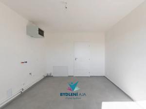 Prodej rodinného domu, Dubí, V Aleji, 206 m2