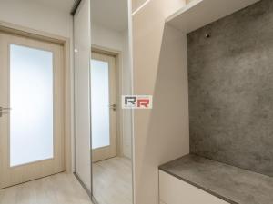 Pronájem bytu 1+kk, Olomouc - Povel, Slavonínská, 41 m2