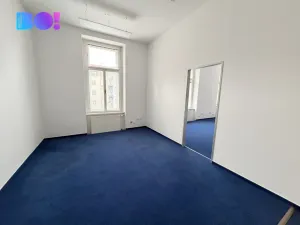 Pronájem kanceláře, Praha, Žerotínova, 420 m2