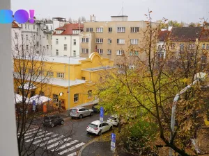 Pronájem kanceláře, Praha, Žerotínova, 420 m2