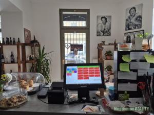 Pronájem restaurace, Praha - Nusle, Oldřichova, 70 m2