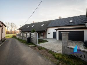 Prodej rodinného domu, Neumětely, V Chaloupkách, 220 m2