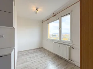 Prodej bytu 2+1, Chomutov, Bezručova, 67 m2