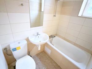 Pronájem bytu 1+kk, Praha - Nusle, Na Veselí, 29 m2